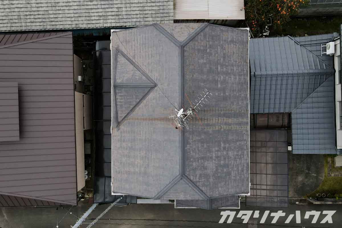 松山市でドローンを使った屋根調査を行う、設計事務所