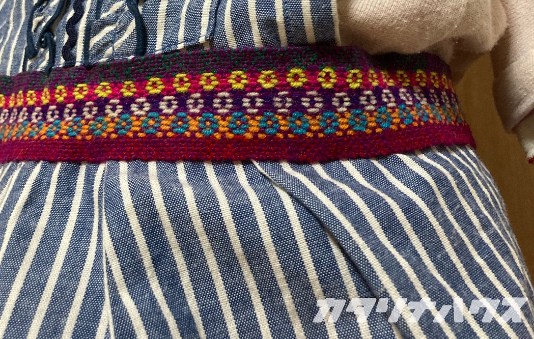手織り　民芸品　紐
