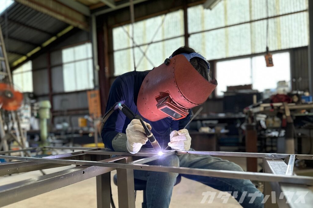 アイアンドア　ロートアイアン　金属製品　松山市リフォーム　リノベーション　職人技