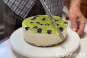 手作りケーキ　レアチーズケーキ　カフェ　松山市カフェ　くるみスコーン