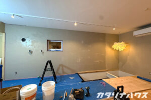 DIYで漆喰を塗った２階の壁